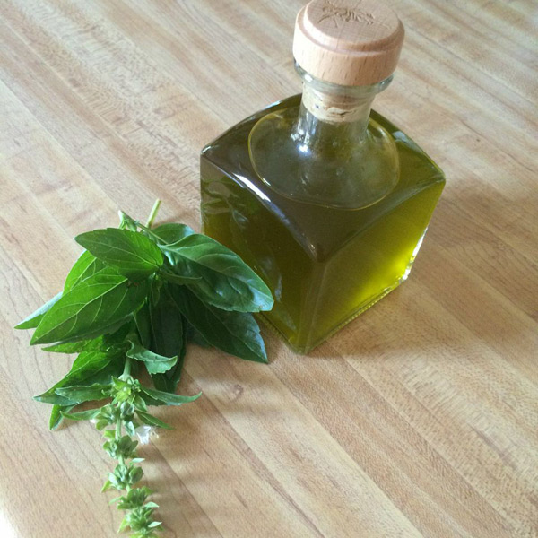 Basil-oil-as-essential-oils-for-headaches