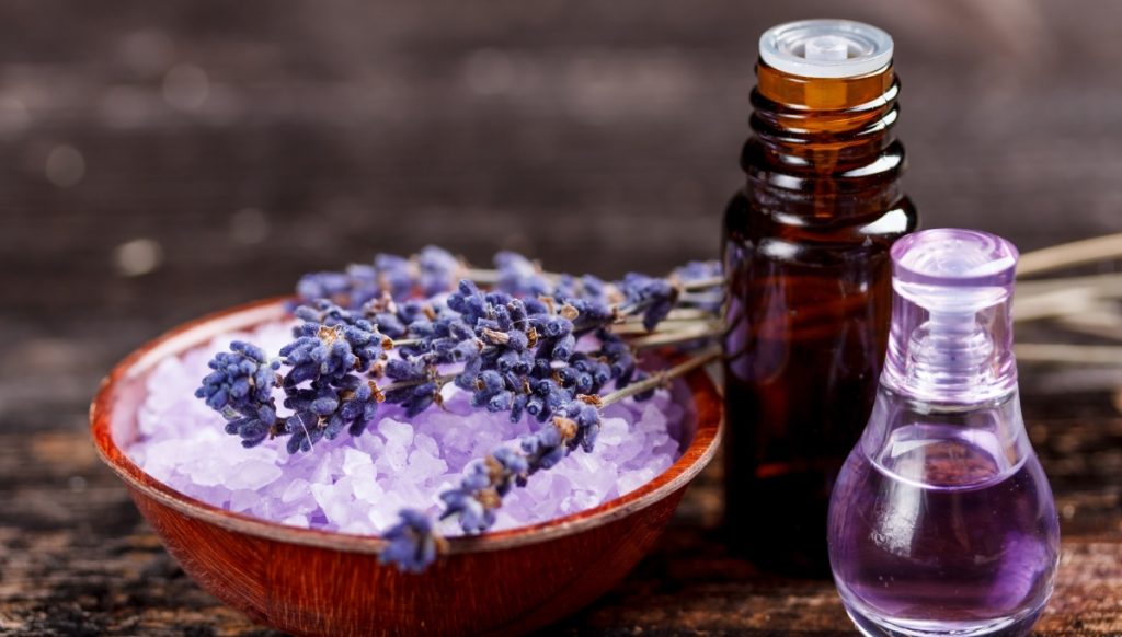 Lavender-oil-as-essential-oils-for-headaches