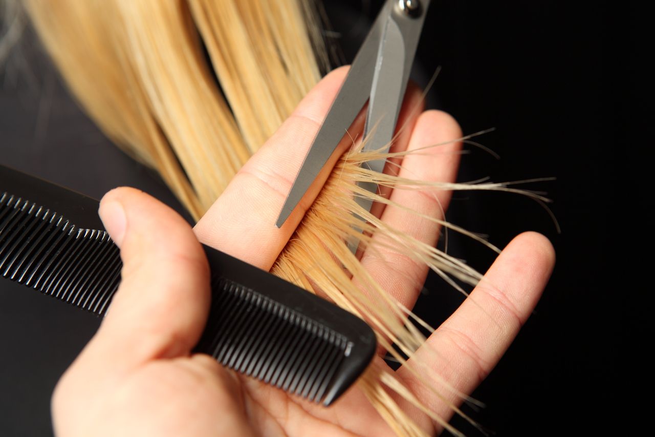 Argan-oil-for-hair-to-repair-split-ends