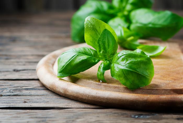 Basil-as-thyme-substitute